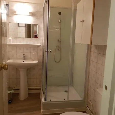 Apartment Vieille Ville: Imperial Near Port And Beaches