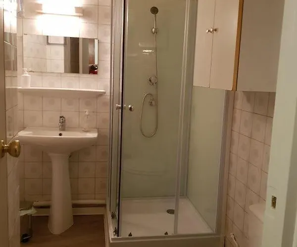 Apartment Vieille Ville: Imperial Near Port And Beaches